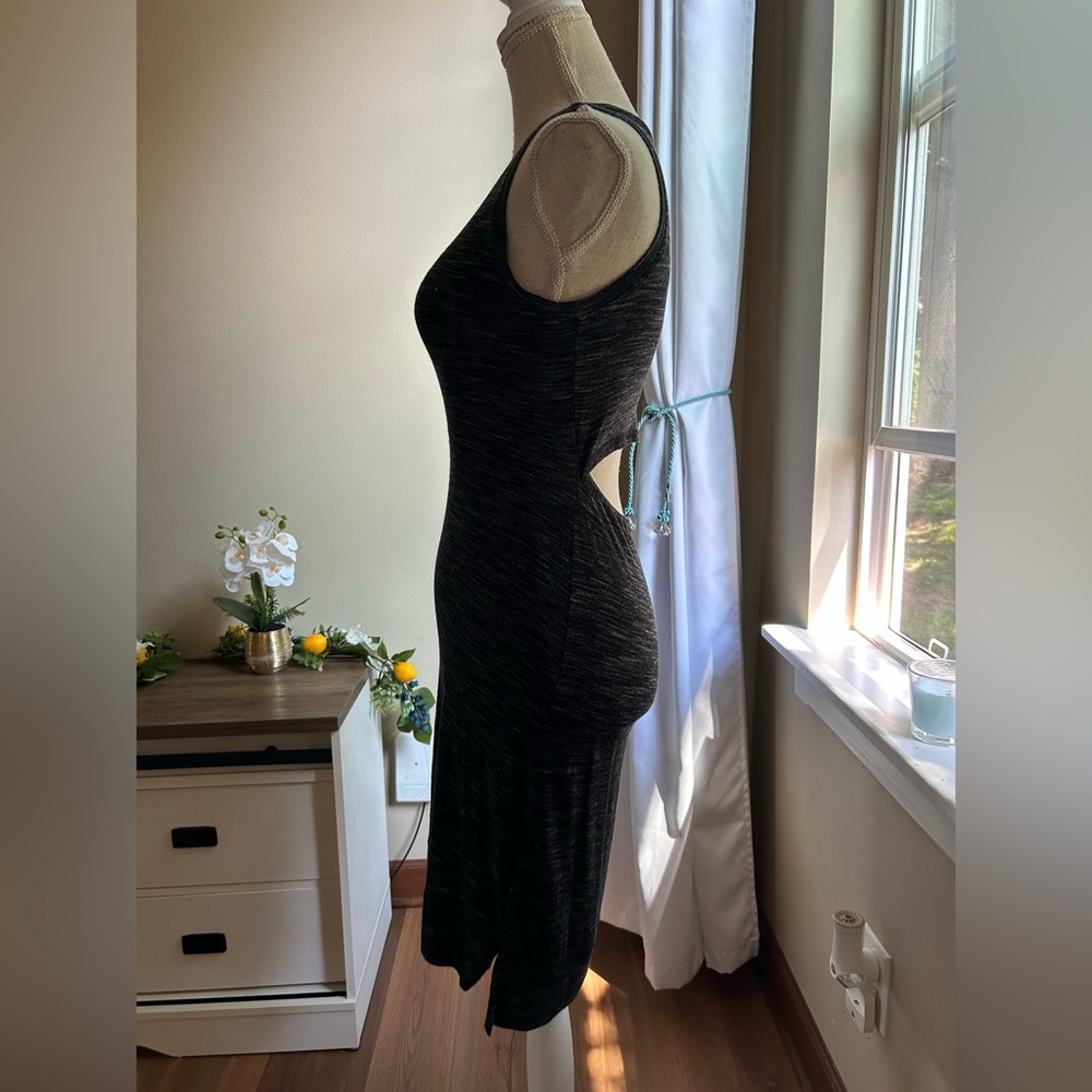 Dakini Heather Black Sheath Midi Dress W/Cutout Detail Size XS🖤 - Picture 3 of 6